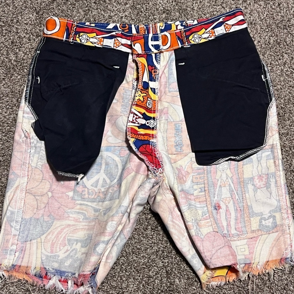 1970s Vintage Ladies Cut Off AOP Shorts Rare &1 Of A Kind!!!!! - Picture 8 of 9